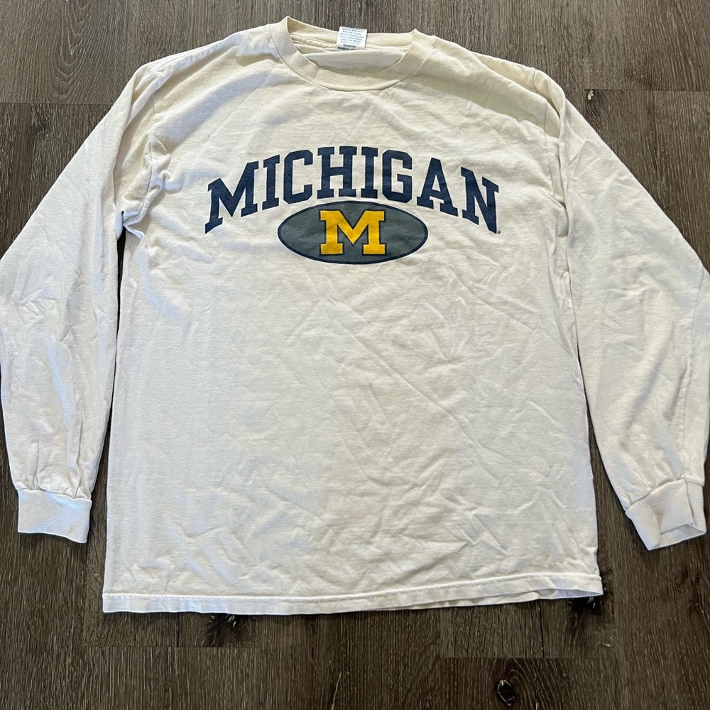 Vintage 90’s Michigan Longsleeve Shirt Steve and Barrys Tag